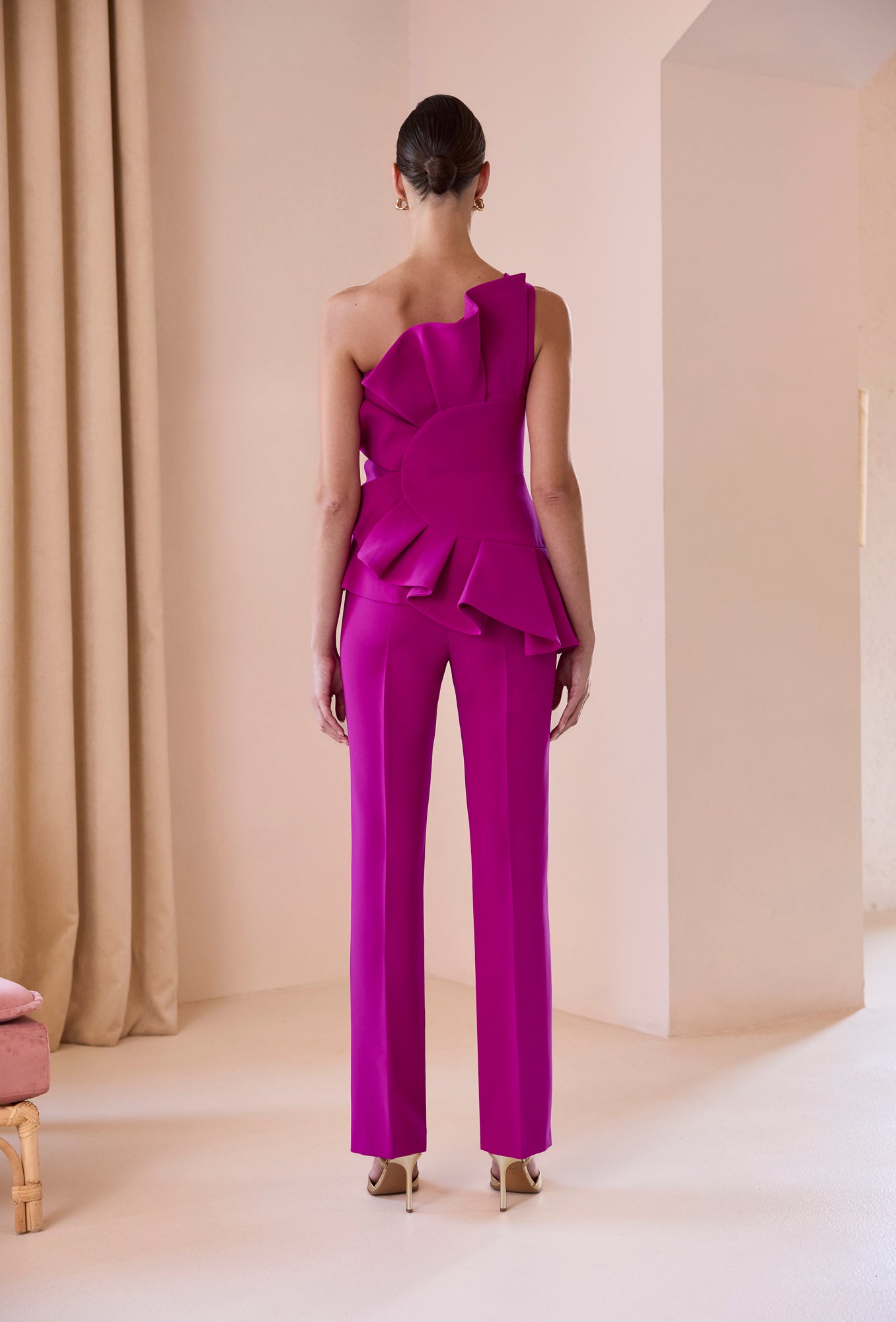 CUERPO CARLA RUIZ 52561