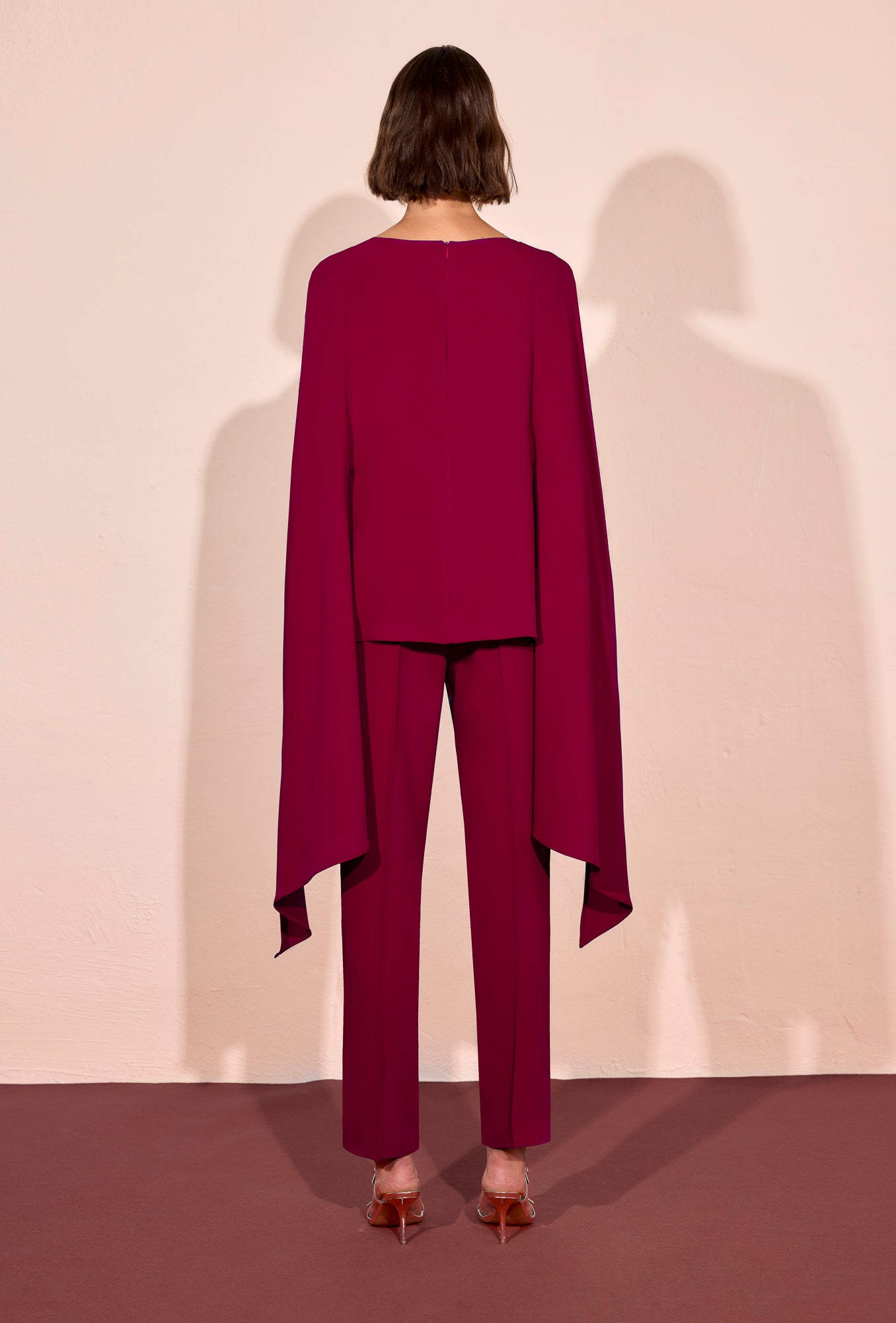 CUERPO CARLA RUIZ 52052